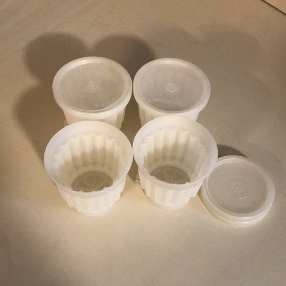 TUPPERWARE VINTAGE JELL-ETTES 1/2 CUPS 125 ML (4 PIECES SET) - Picture 9 of 9